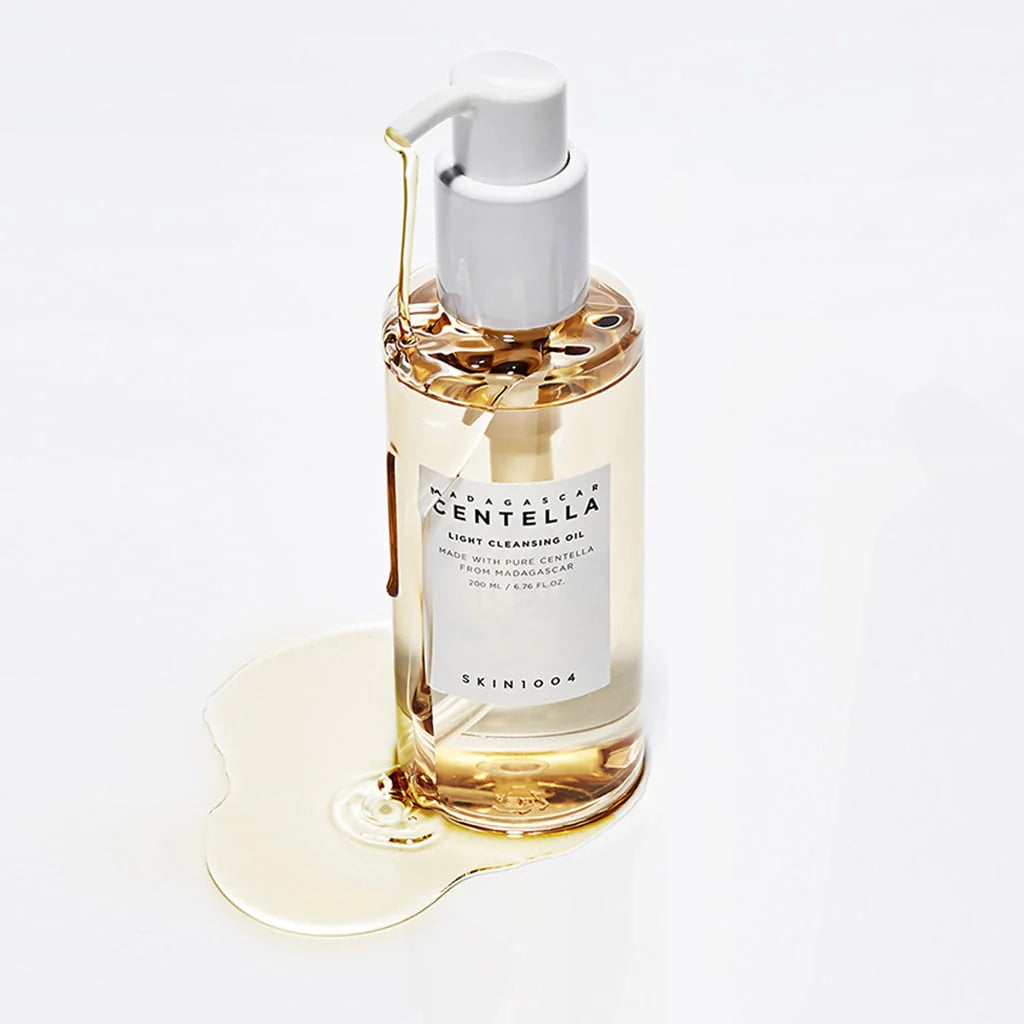 Madagascar Centella Light Cleansing Oil
